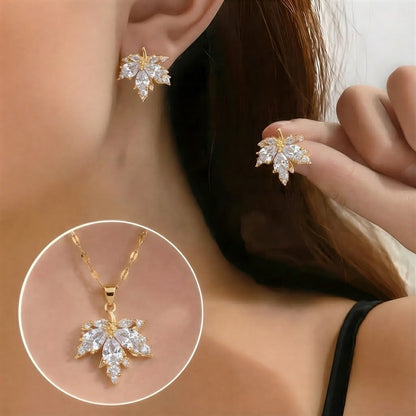 Alba Montiel™ | Pendientes de la suerte con hojas blancas y collar gratis